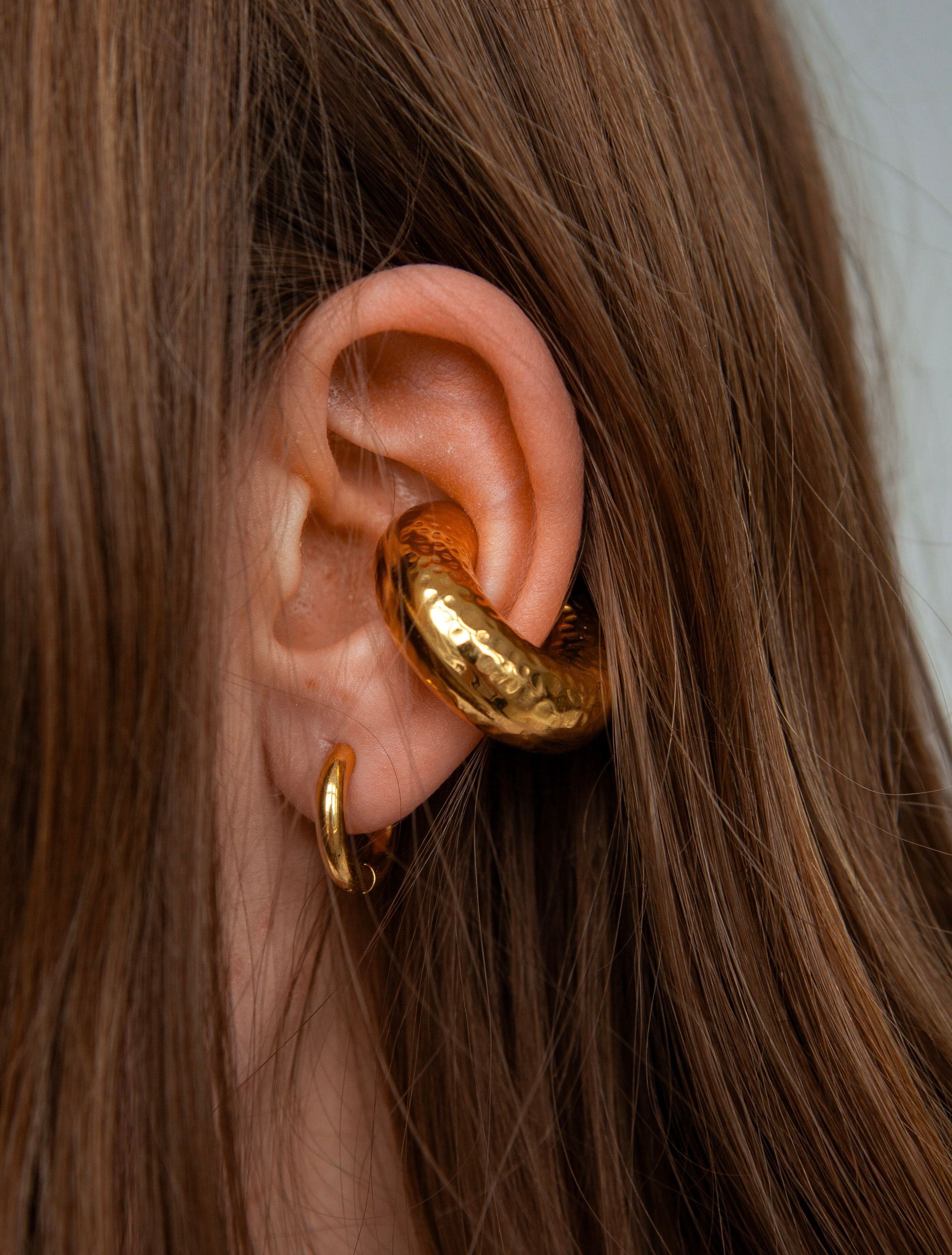 Złote kolczyki koła Simple Hoops
