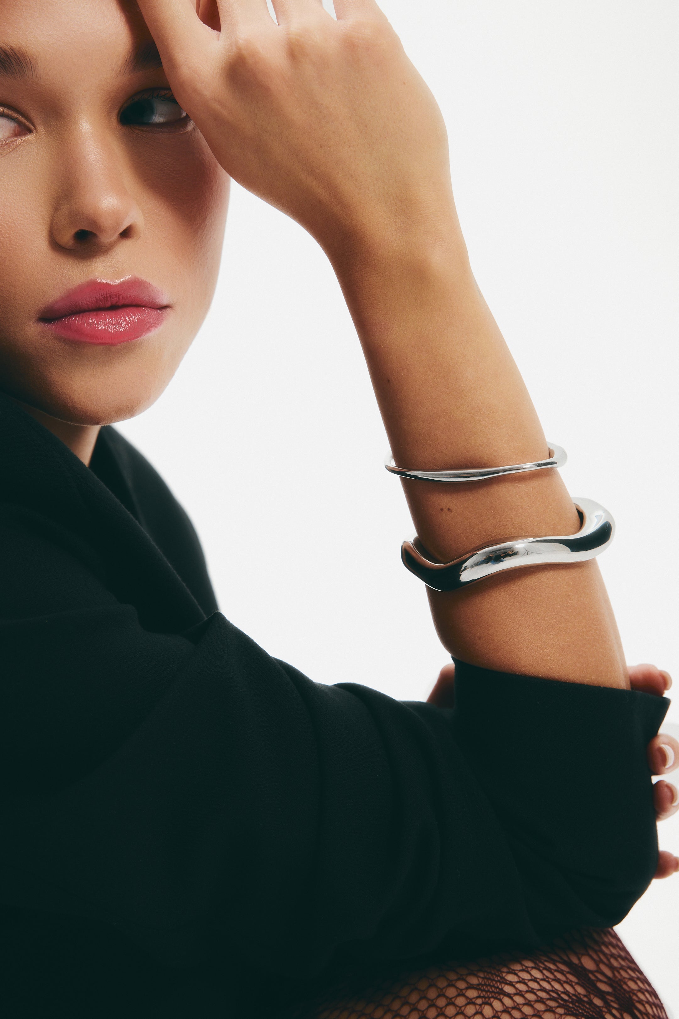 Nieregularna bransoletka Wave